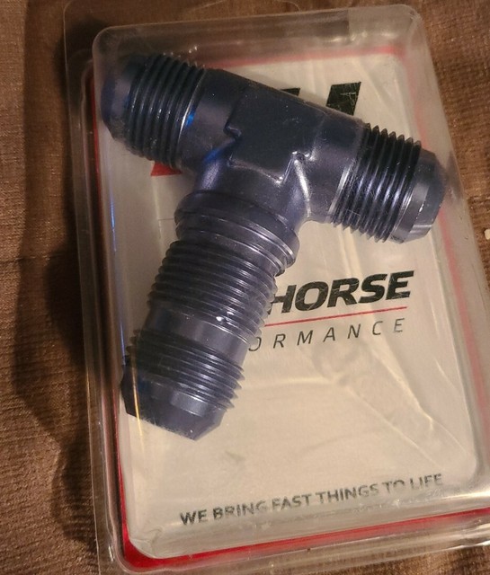 NEW RED HORSE FITTING 12 90 DEGREE FEMALE ALUMINUM HOSE END RED/BLUE