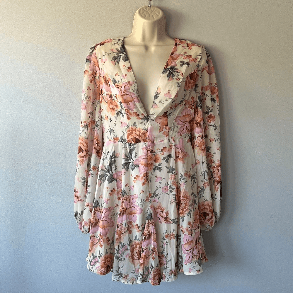 Saints + Secrets Cream/Multi-Color Floral Dress Size M