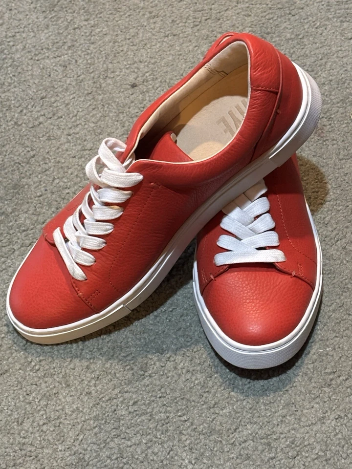 Zapatillas Frye rojas para mujer talla 9,5 Foto 2 de 4