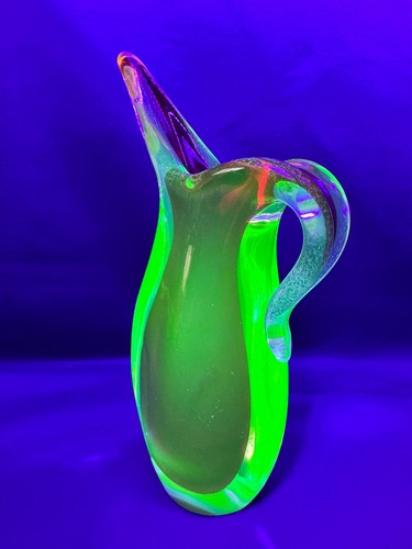 Uranium Glass Murano Sommerso Red Vase Hand Blown Glows Vintage Italy Cadmium - Picture 5 of 20