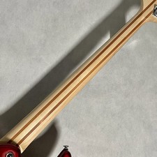 BB434 E-Bass rot metallic 4,17 kg Erle Korpus, 5-teilig Hals gebraucht