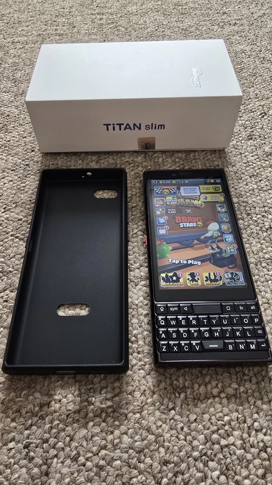 Unihertz Titan Slim 6gb RAM 256gb Storage - Image 3 of 4