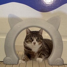 Ikuso Indoor Interior Cat Door White New in Box