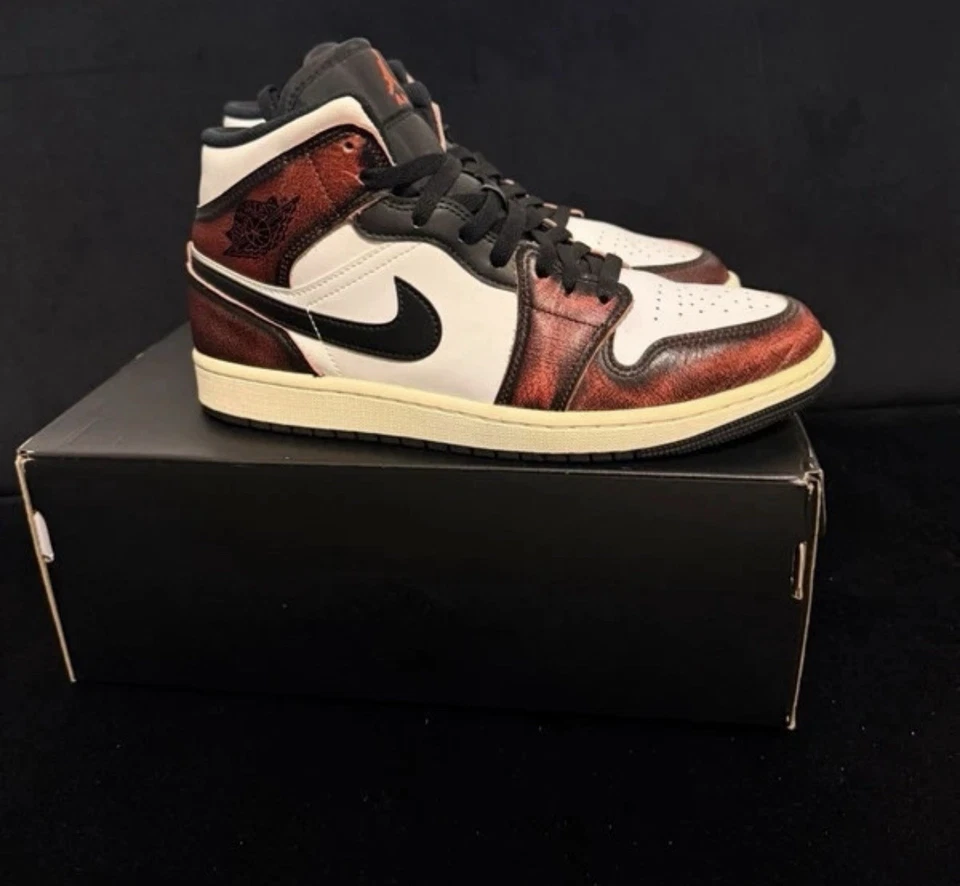 Jordan Air Jordan 1 Mid baskets homme rouge/noir/blanc EU 43 montantes à lacets - Photo 4/4
