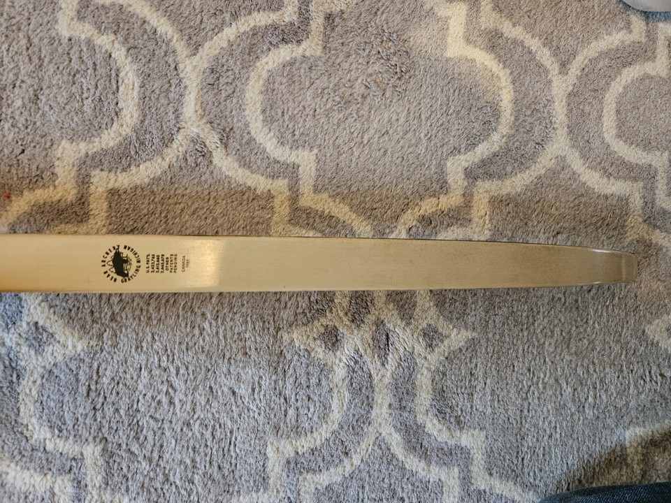 766095_9