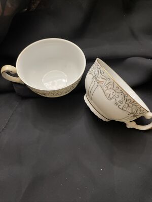 CL18  Pair of Fine China Boutonniere Cups - Seyel - Japan -  #1030