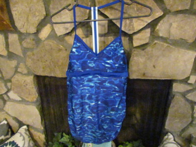Ladies Exercise Top Size M (8-10) Royal Blue Light Blue Very Pretty Cute Style