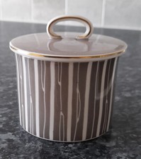 SUSIE COOPER LIDDED SUGAR OR PRESERVE POT 'PERSIA' PATTERN