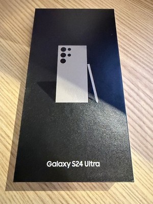 Samsung Galaxy S24 Ultra - 256 GB - Titanium Gray (Unlocked) for