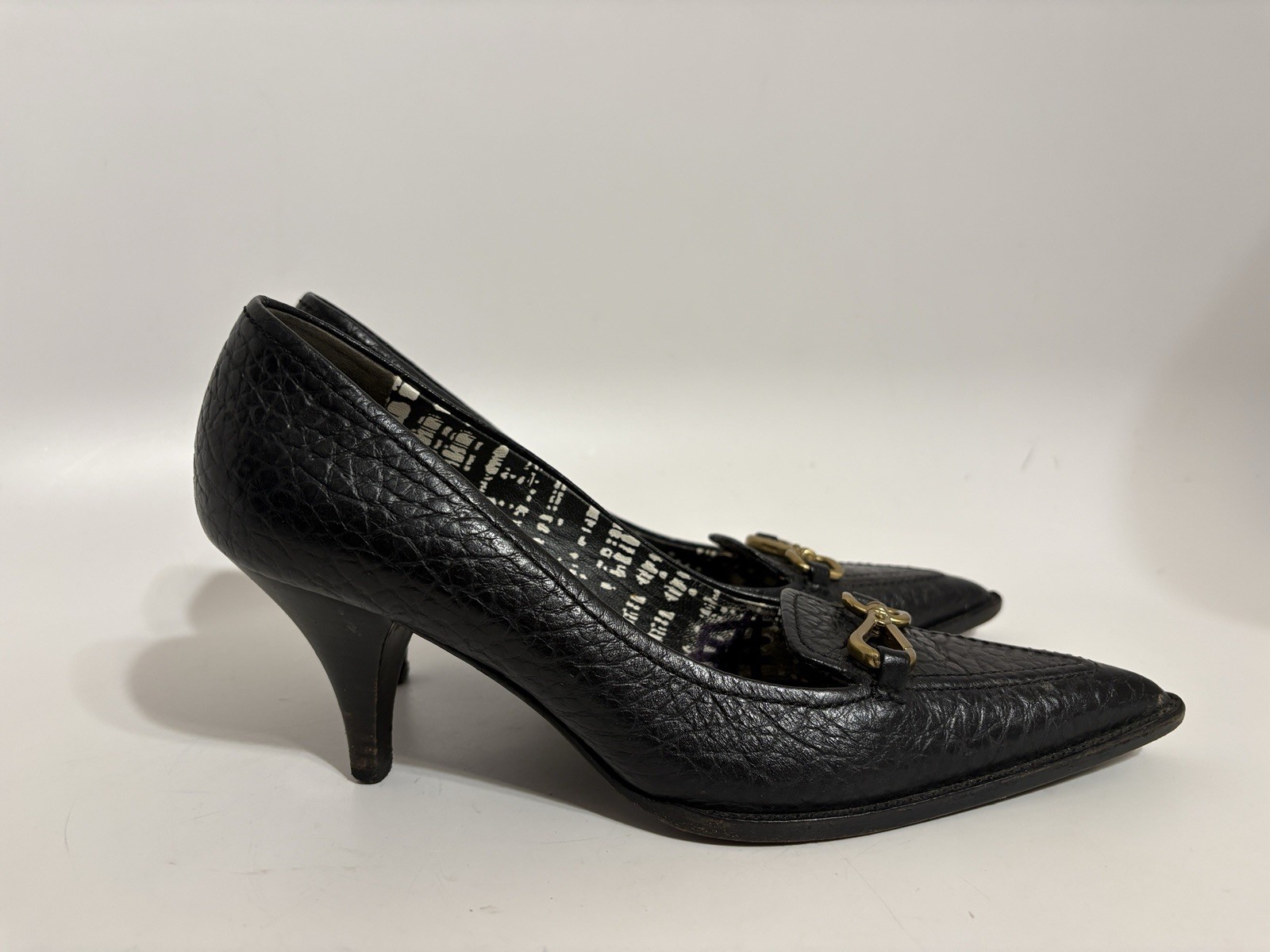 Vtg Prada Black Croc-Embossed Leather Gold Carabiner Heels 36.5 thumbnail 6