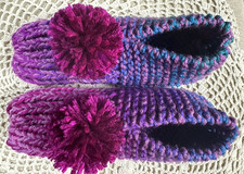 NWOT Amish Handmade Knitted Slippers Bright Violet Mix Wms Sm Mans X Sm 8 1/4"