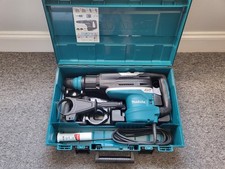 Makita Hr5212c SDS Max Rotary Hammer Drill 240V
