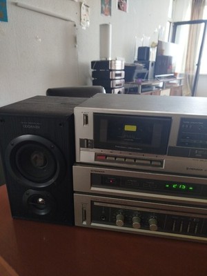 Pioneer Stereo