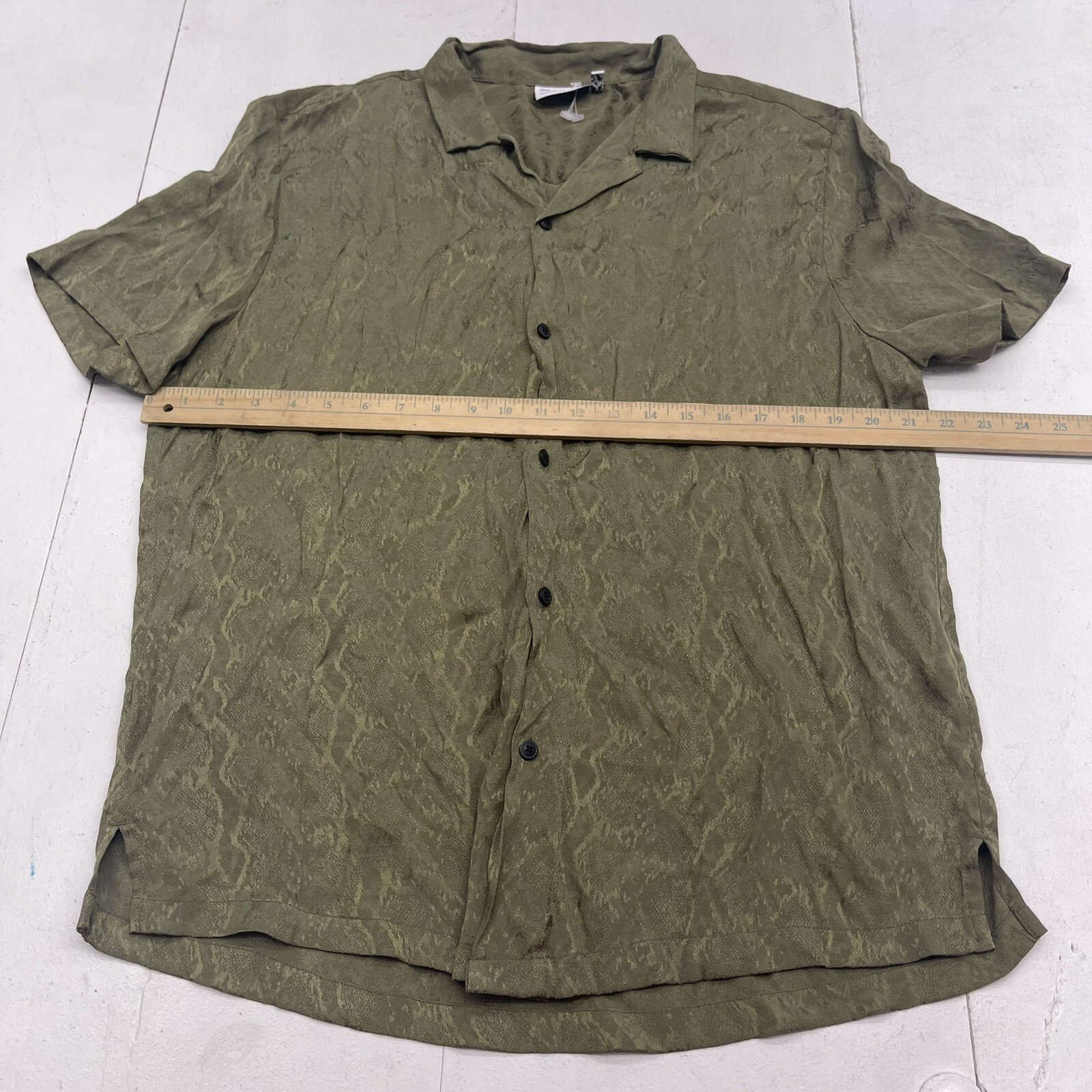 ASOS Green Python Print Short Sleeve Button Up Me… - image 5