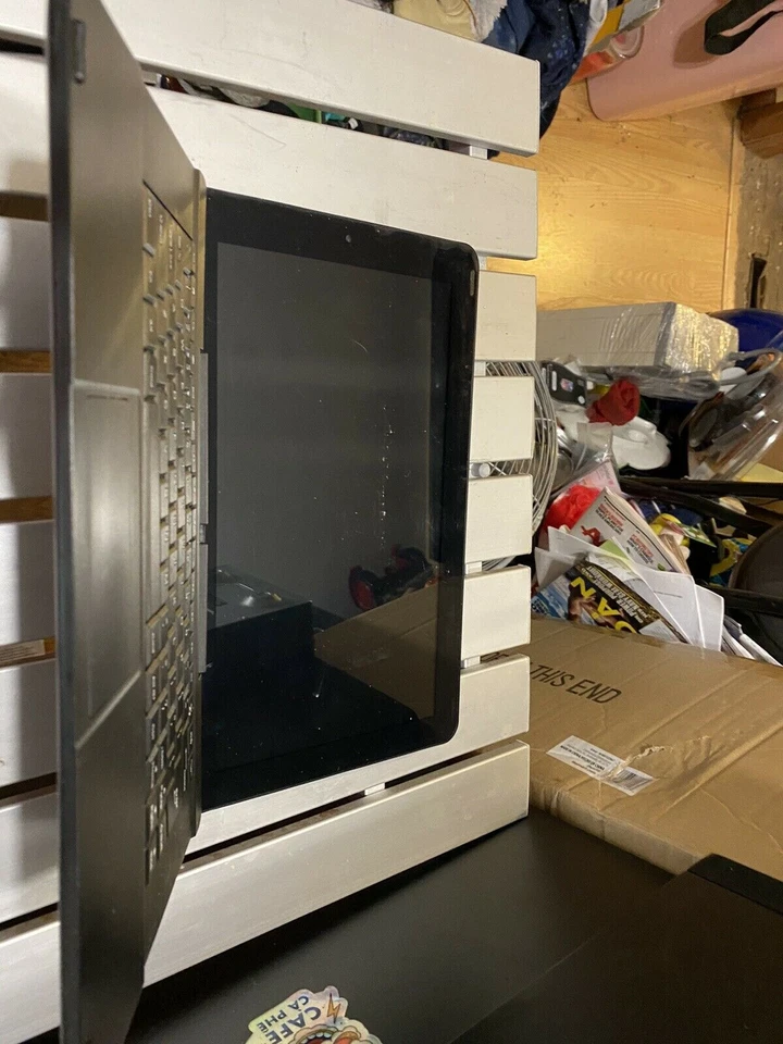 tablet with keyboard parts or repair - Image 4 of 4