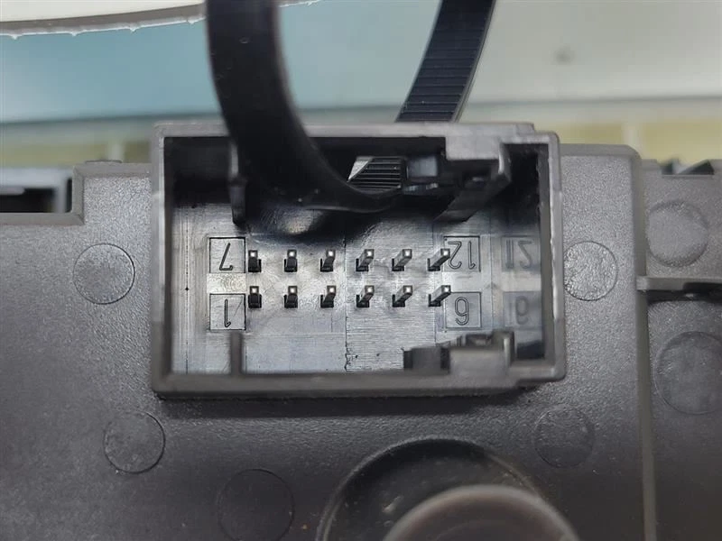 2011 BMW 328I E90 ВЫКЛЮЧАТЕЛЬ ЛАМПЫ 9 169 398 - Изображение 4 из 4