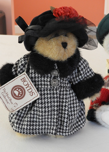 3 Boyds Bears Plush Limited Ed. Set Mrs Figgy Pudding, Bailey & Gala Applesmith - Picture 4 of 15