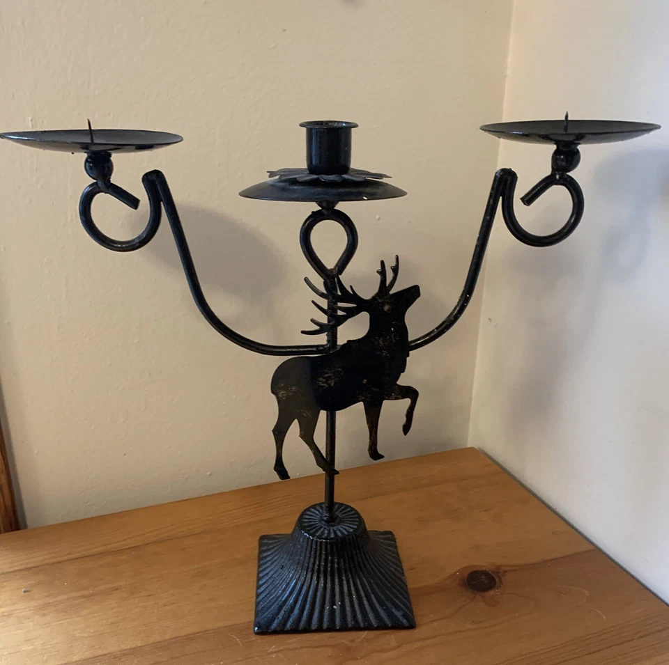 Набор канделябров Moose черный металл 3 рычага 12 дюймов в высоту x 14 дюймов в ширину домик - Изображение 2 из 4