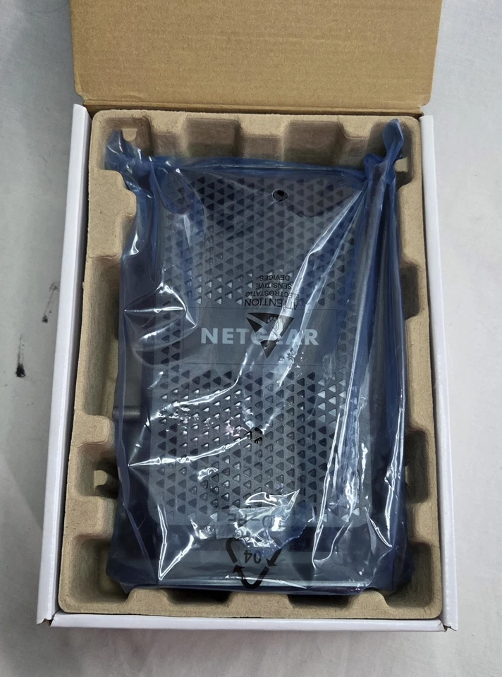 NETGEAR CM600 HIGH SPEED CABLE MODEM DOCSIS 3.0 - Image 3 of 4