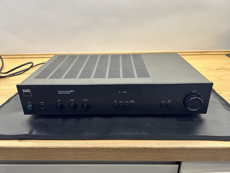 NAD 3225PE Integrated Hi-Fi Stereo Amplifier Separate Amp