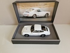 Spark 1/18 Porsche 911R - White - 1967 - 18S024