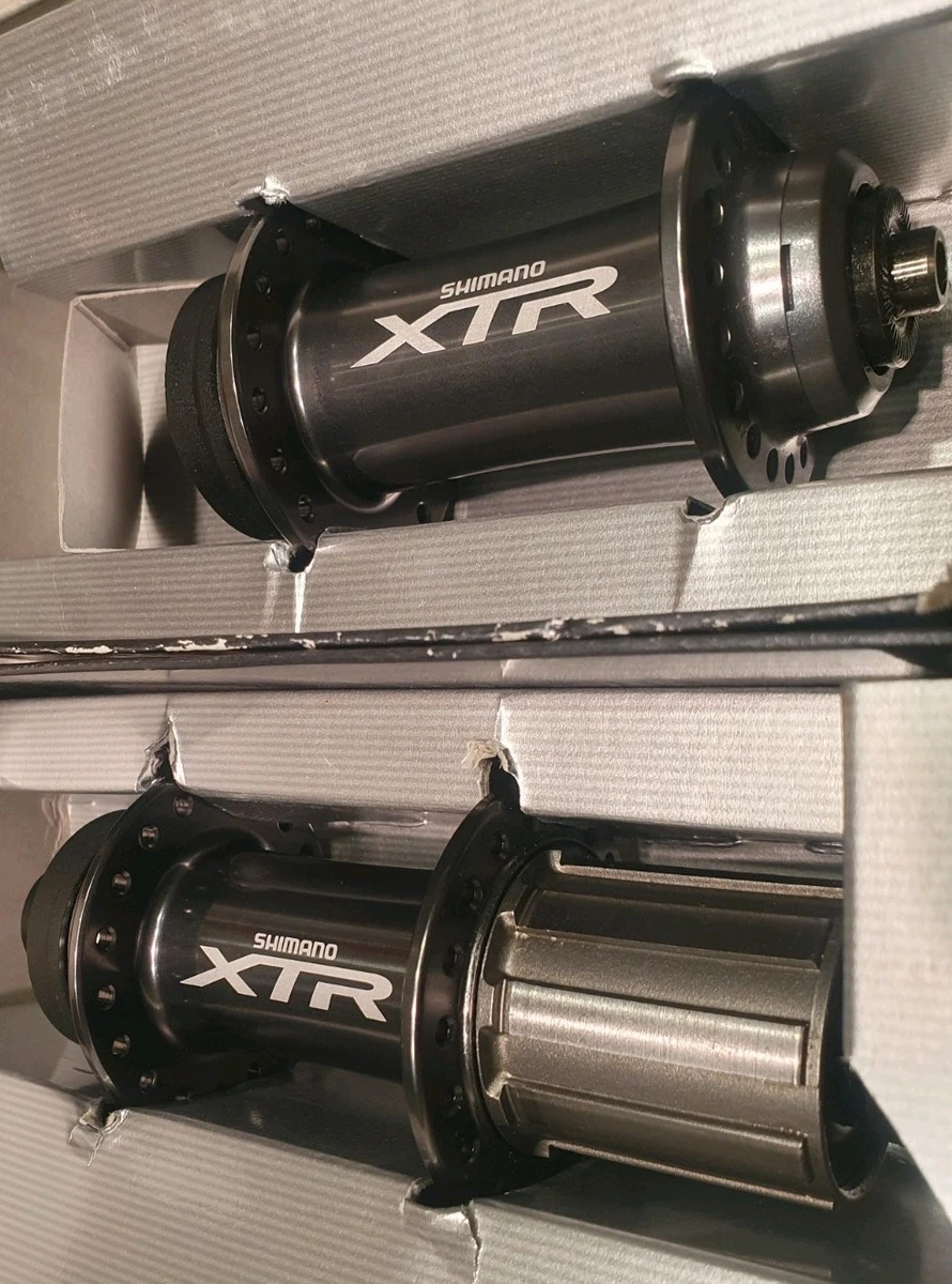 Shimano XT M8110B - Fornav E-Thru Boost 110mm - Disk center lock - 28 eger strei