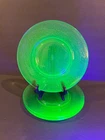 4 L.E. Smith By Cracky Green Uranium Depression Crackle Glass Luncheon Plates 9”
