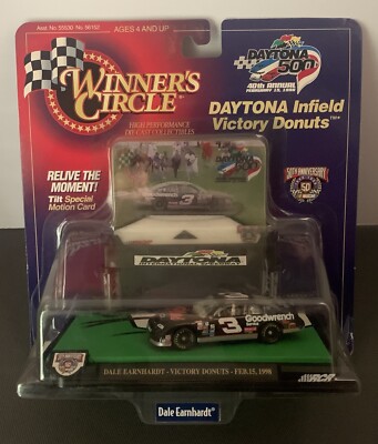 Dale Earn Hardt winner’s Circle 1:64 3 Dale Earnhardt Sr. 1997 Hasbro Winners Circle 1:64