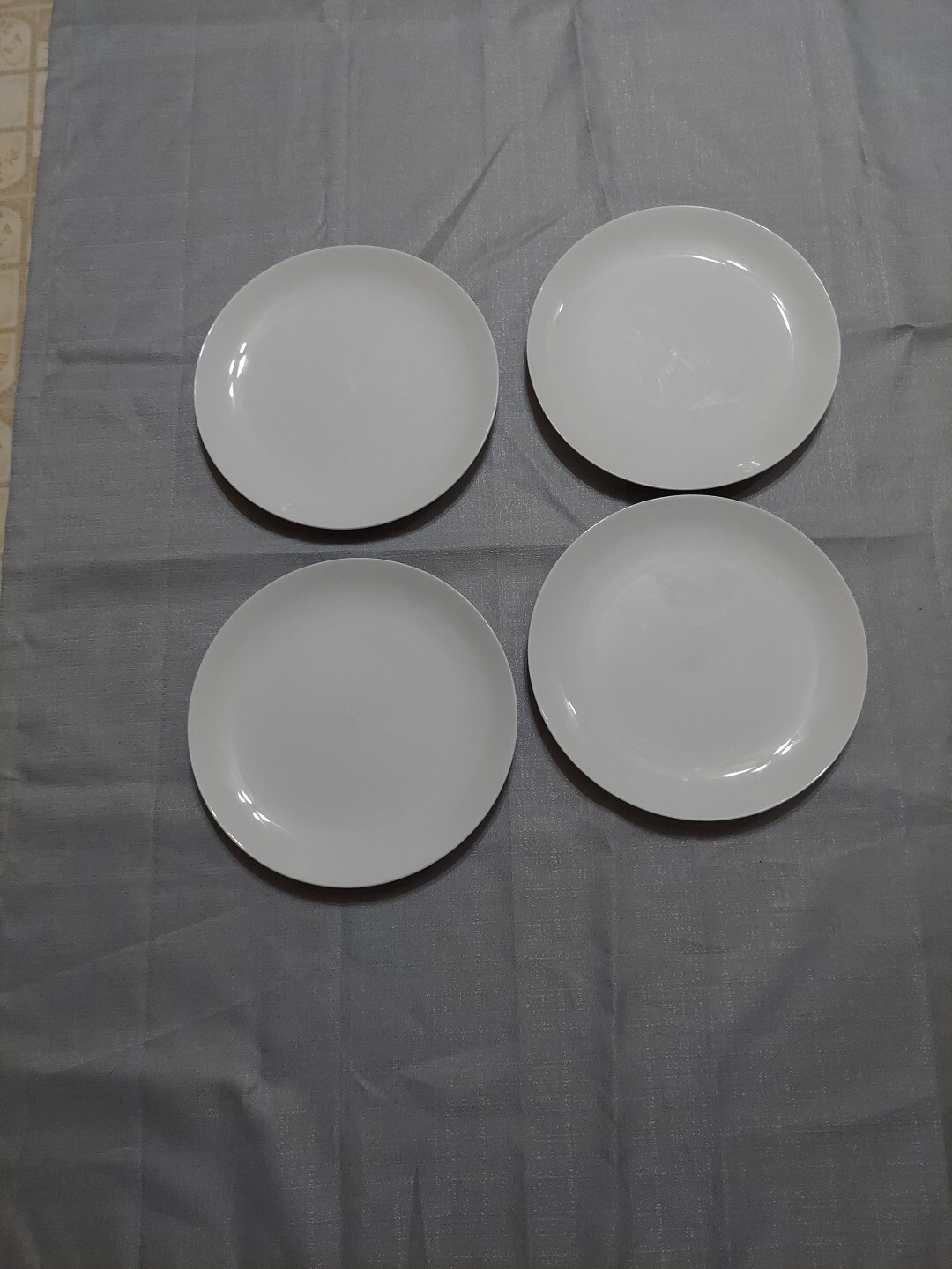 Pier 1 New Essentials 11 In Dinner Plates Set Of 4