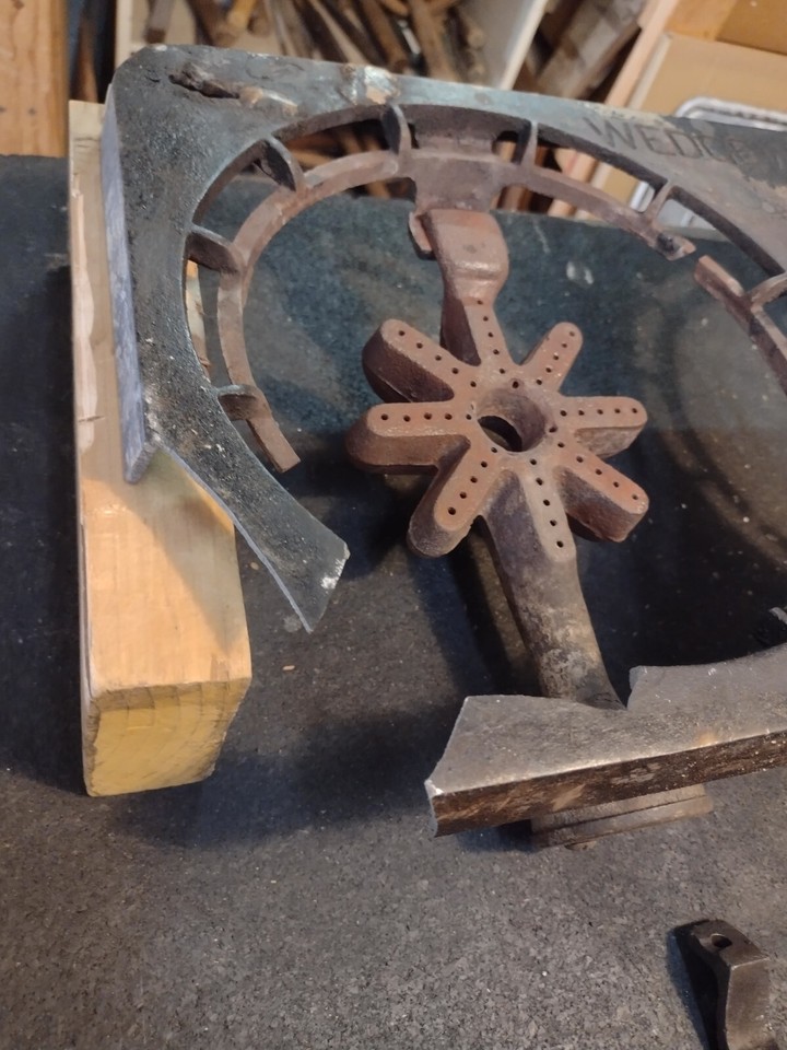 Vintage Wedgewood No. 21 TwoBurner Cast Iron Camp Stove, Parts/Repair