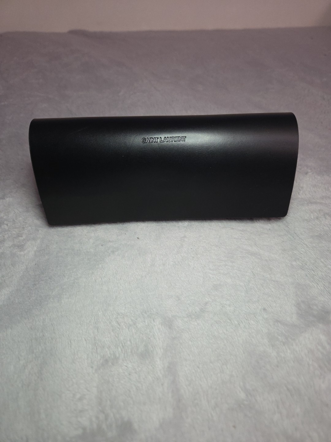 Custodia in pelle per occhiali da sole Saint Laurent