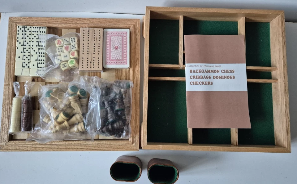 7 in 1 Game Set Chess Backgammon Card Dominoes etc Reversible Wooden Board NEW - Image 4 of 4