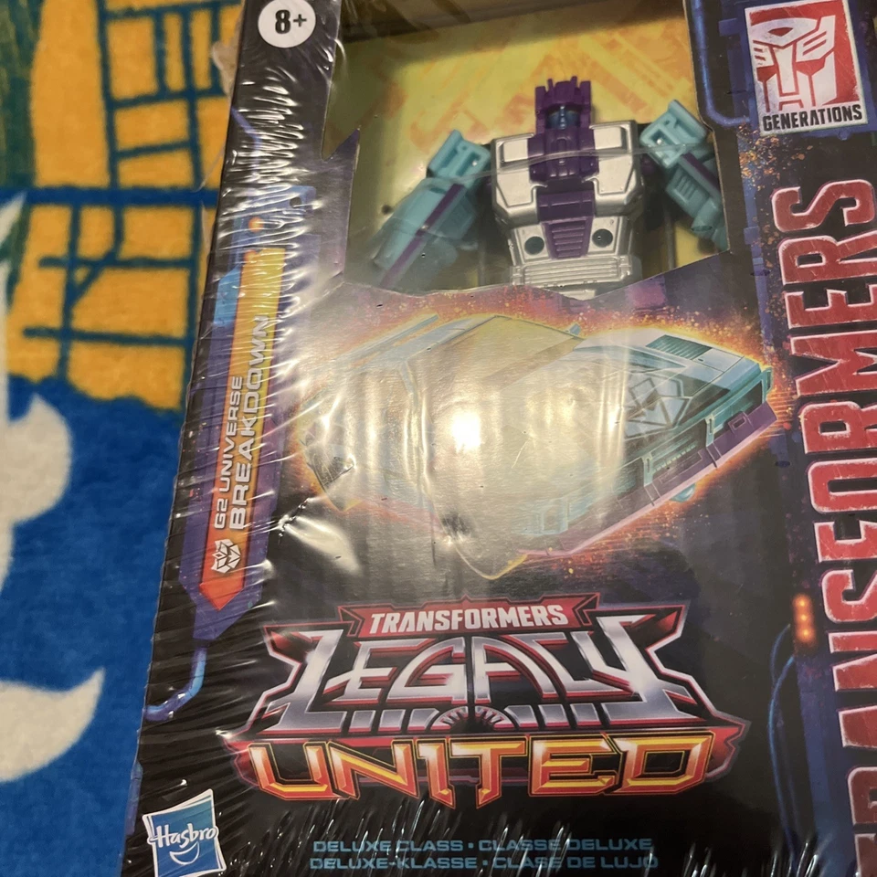 Transformers Legacy United G2 Universe Breakdown and Origins Bumblebee 2-Pack - Image 4 of 4