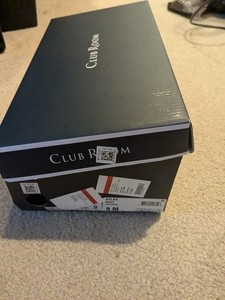 New Without Box Men Size 9M Club Room Sandals