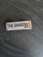 The Shadows HRUYS Badge Brooch Pin Metal Retro Memorabilia Collectable 