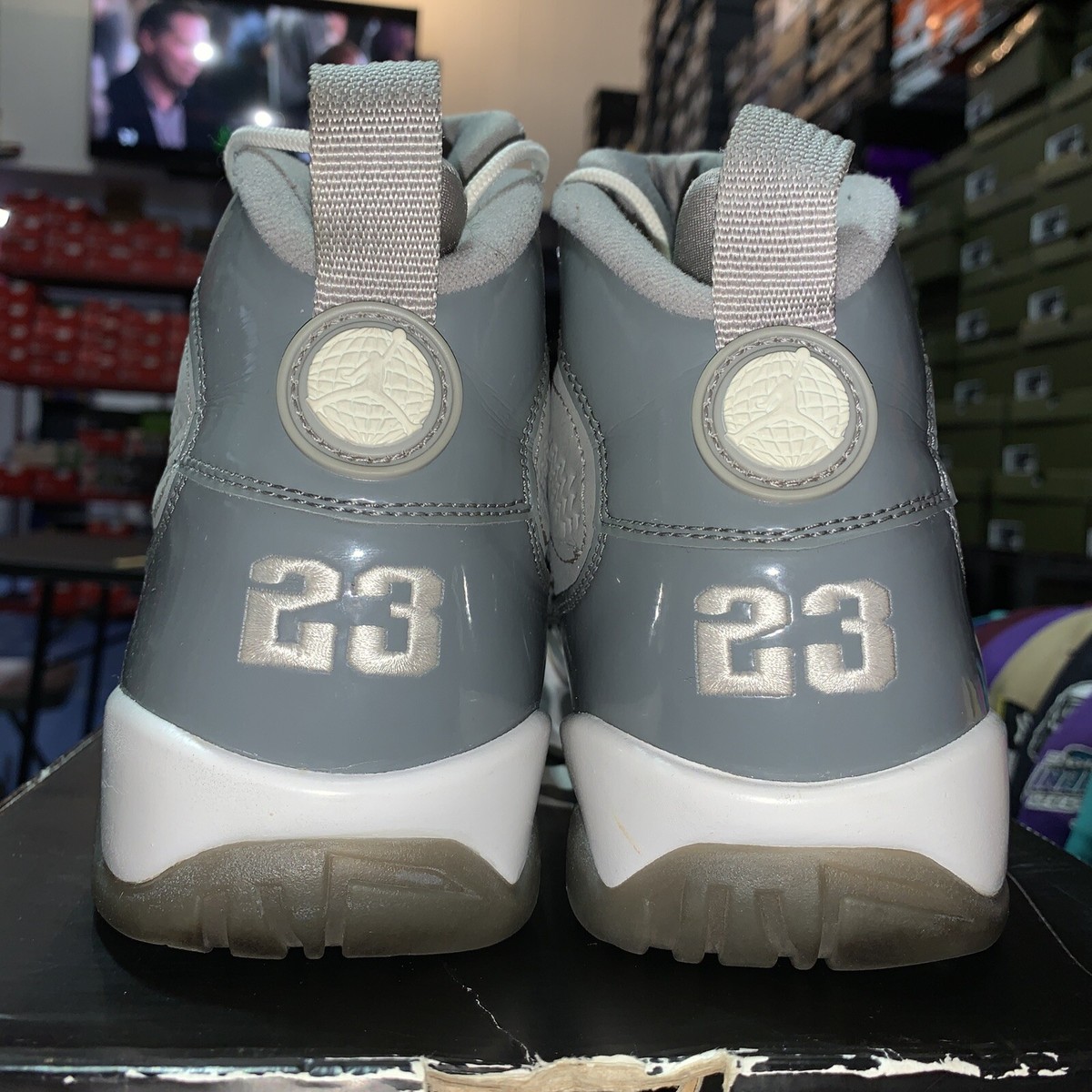 Jordan 9 Retro Cool Grey 2012 size 8 302370 015 preowned