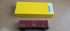 Accurail HO MofW Oxide 40' OB Box Steel Ends #4285 w/kadee