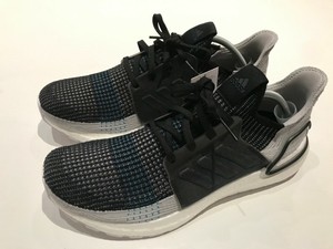 ultra boost 19 schwarz weiß