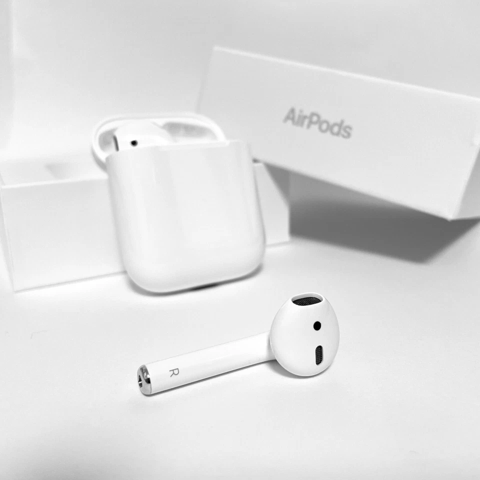 Apple AirPods 2nd Generation - Replacement Right Side Only - 2nd Gen - A2032 - Image 4 of 4