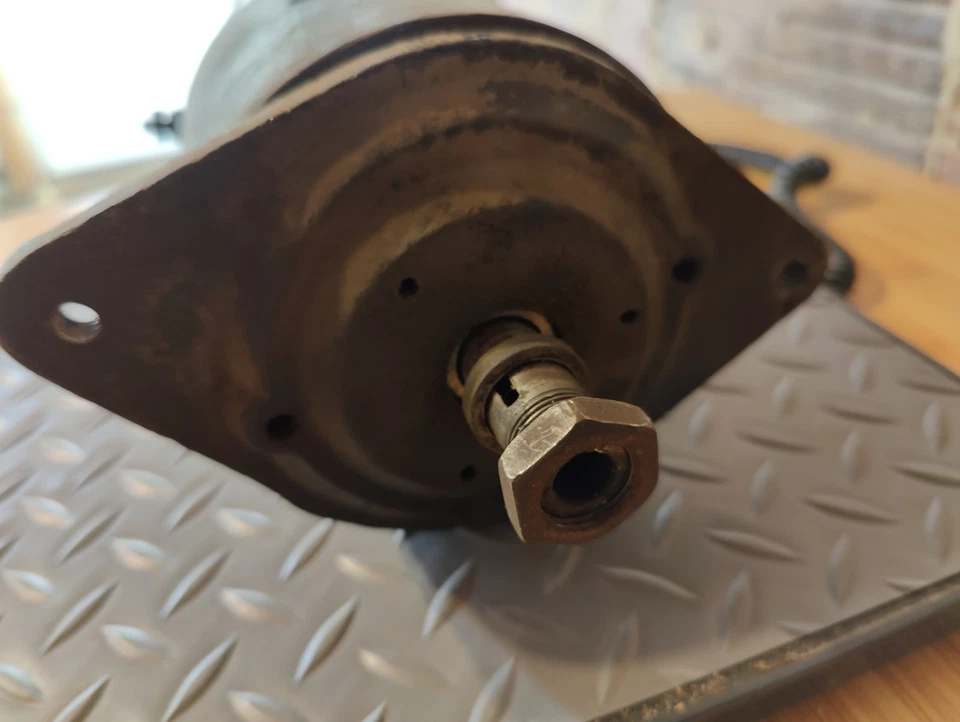 Delco 1101692  starter generator, Cub Cadet PARTS/NOT WORKING - Image 2 of 4