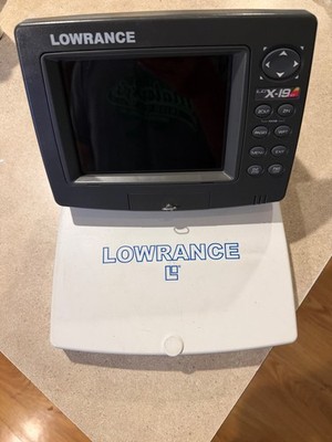 Lowrance LCX-19C Legacy Marine Sonar And GPS Chartplotter Power Tested