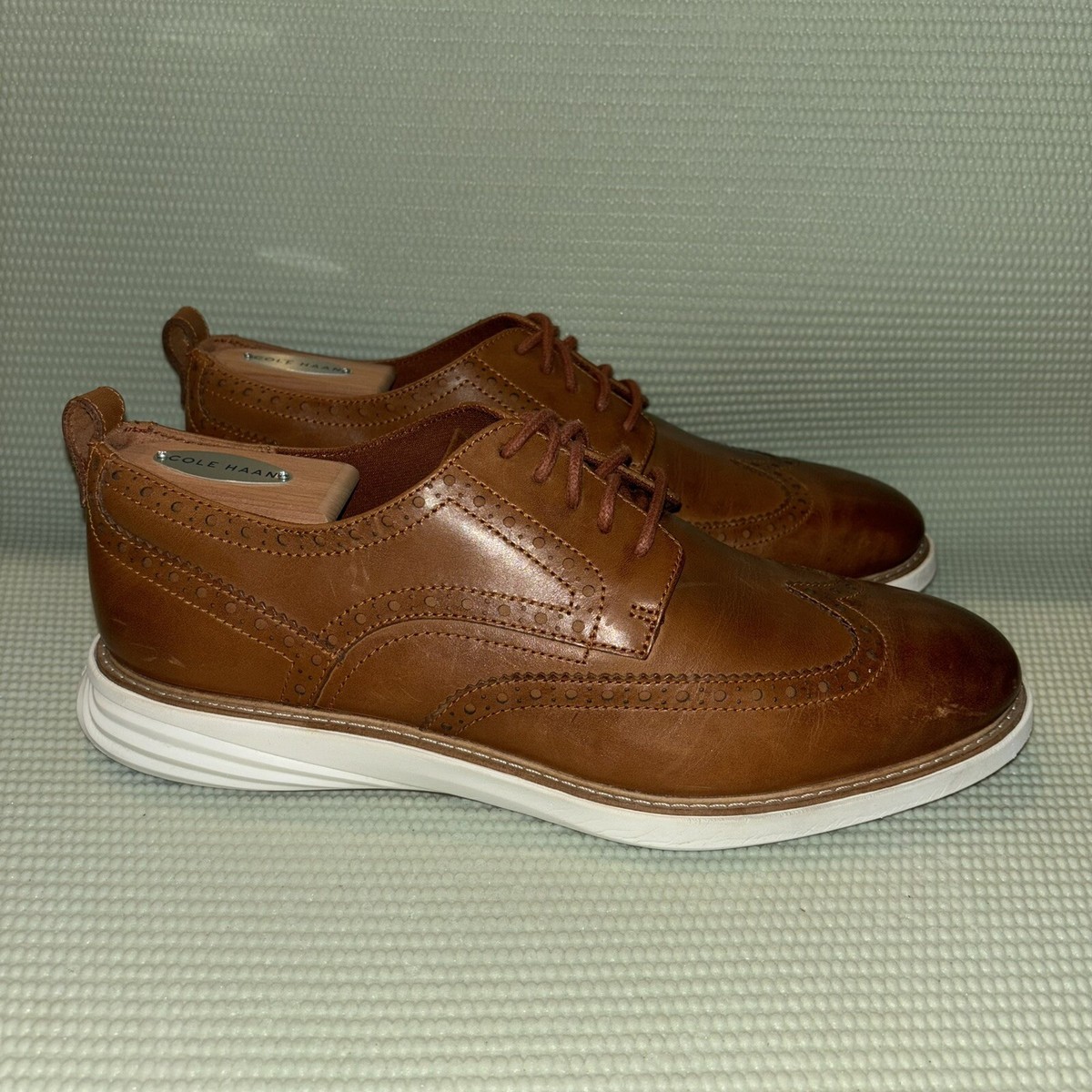 Cole Haan GrandEvølution Wingtip Oxford Men’s Size 9.5M British Tan Style C26930 Cole Haan GrandEvølution Wingtip Oxford Men main image 3
