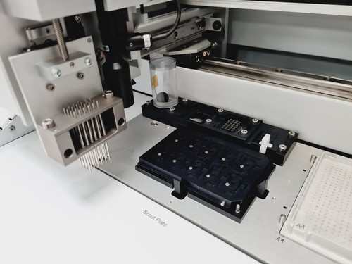 Sequenom Agena MassARRAY Analyzer 4 System RS1000, PHX-1 & Accessories - Picture 9 of 24