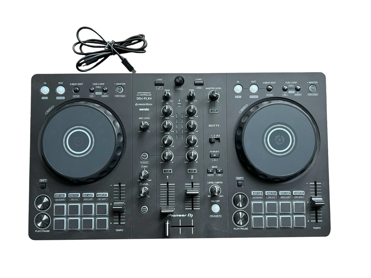 Pioneer DJ Controller DDJ-FLX4 Mixing Rekordbox and Serato 2 Deck