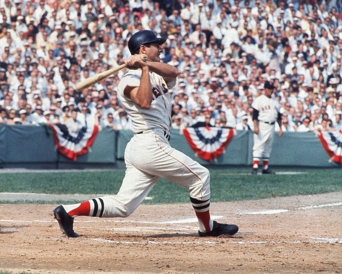 CARL YASTRZEMSKI 8X10 PHOTO BOSTON RED SOX REDS BASEBALL PICTURE
