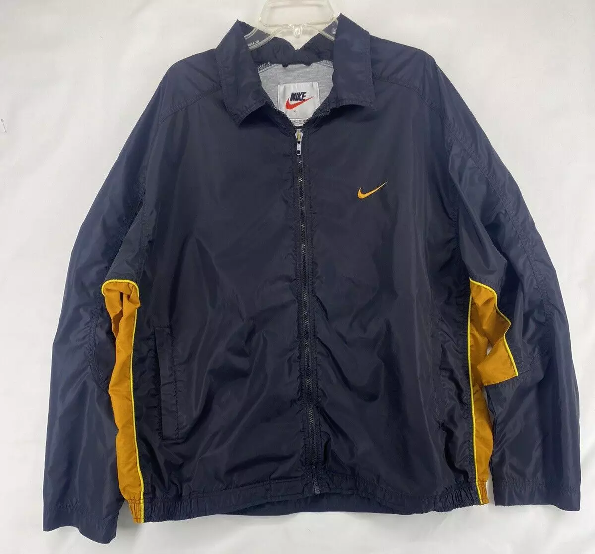 Black gold sales nike windbreaker