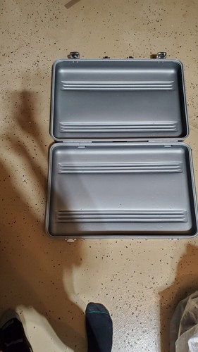 Vintage Parsons Manufacturing Gray Suitcase Hard Case  SIZE  23" X 16" X 6"