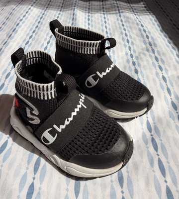 Champion Unisex Kids Mesh Slip-On Athletic Sneakers Black/White US 5