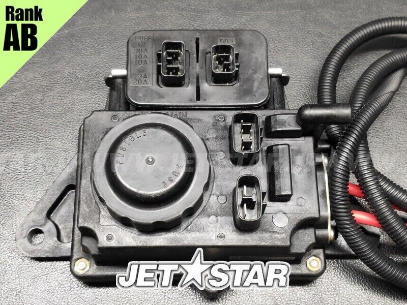 VXCruiser '11 OEM FUSE BOX ASSY Used (6BU-82170-00) [Z6189 VXCruiser '11 OEM FUSE BOX ASSY Used (6BU-82170-00) [Z6189