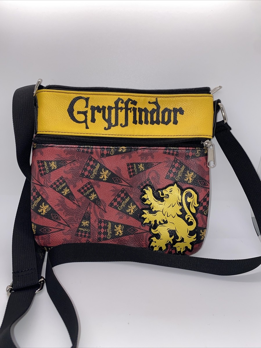 【Launge Fly】Harry Potter Gryffindor Crossbody Bag Loungefly Harry Potter Gryffindor Crossbody Shoulder Bag